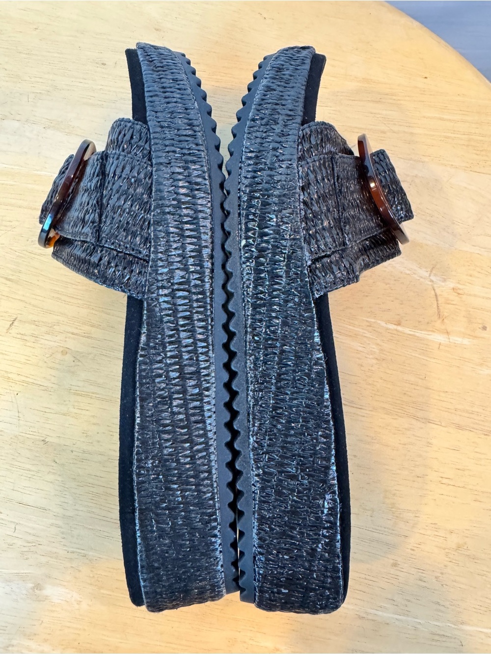Anne Klein | Black iFlex Slide Sandal with Tortoise Shell Buckle, 8 - Picture 7 of 11